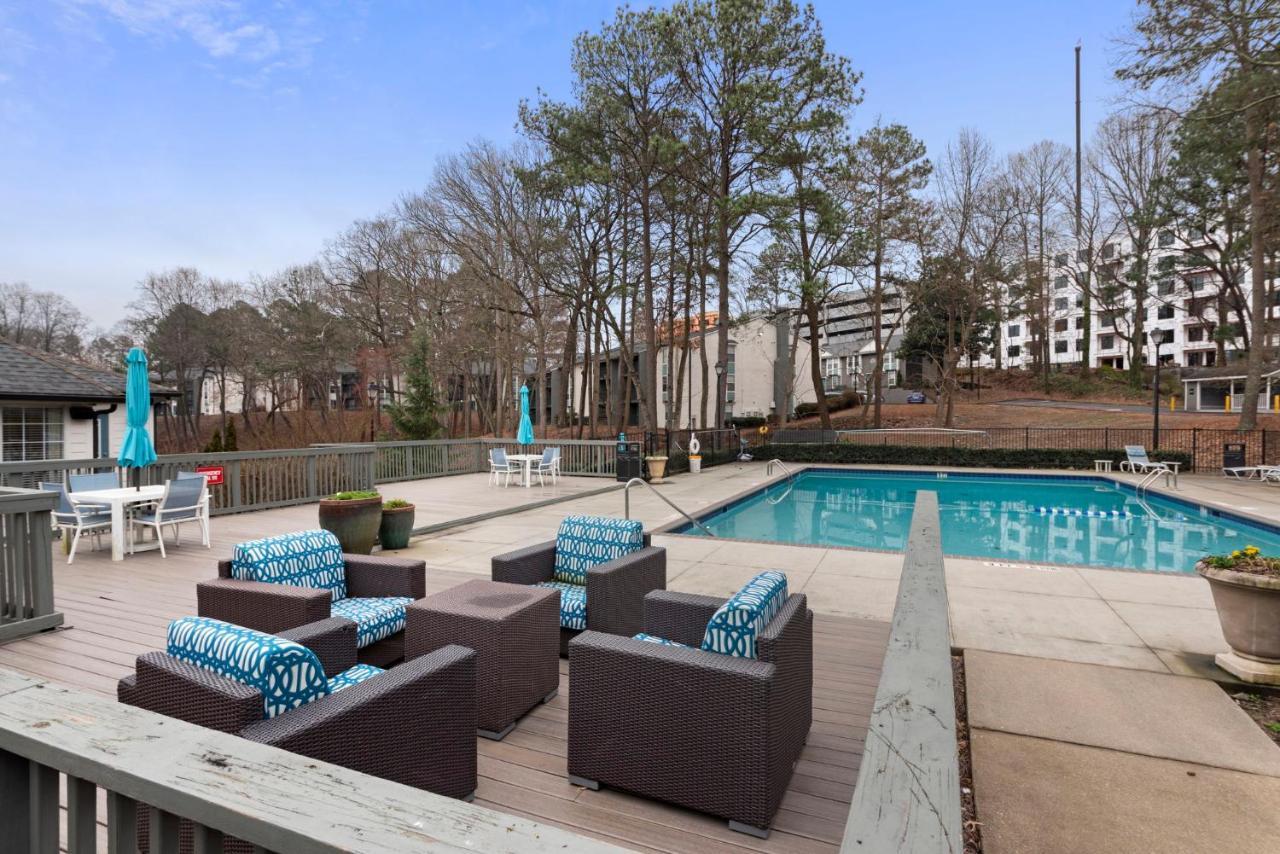 Truist Park Comfort Stays Atlanta Exterior foto